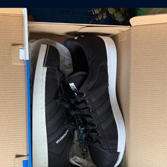 Adidas - Picture 4 of 8